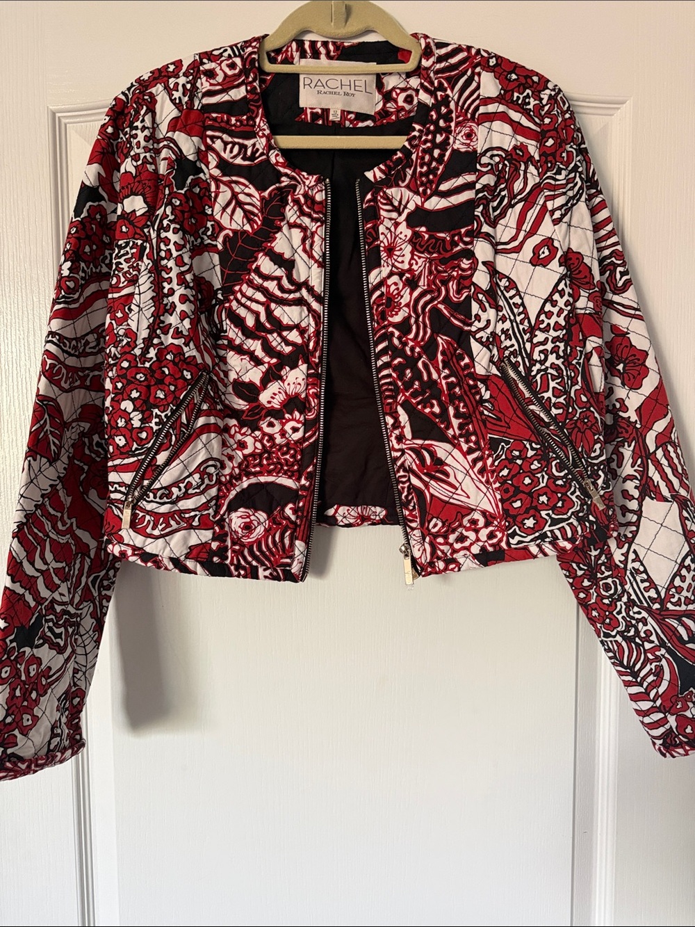 RACHEL Rachel Roy Red, Black & White Printed Cropped Quilted Jacket